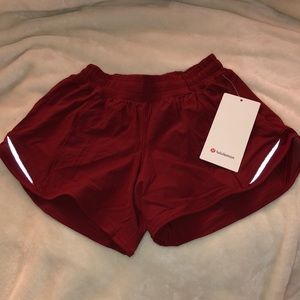 Lululemon Hotty Hot Short ll 4”